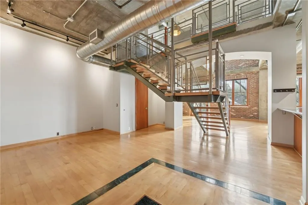 3235 Roswell Road Ne Unit 506, Atlanta, Georgia 30305, 3 Bedrooms Bedrooms, 0 ,3 BathroomsBathrooms,Residential,For Sale,3235 Roswell Road Ne Unit 506,7731025