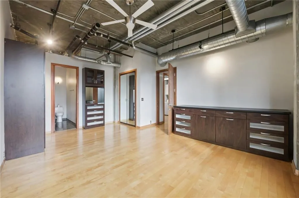 3235 Roswell Road Ne Unit 506, Atlanta, Georgia 30305, 3 Bedrooms Bedrooms, 0 ,3 BathroomsBathrooms,Residential,For Sale,3235 Roswell Road Ne Unit 506,7731025