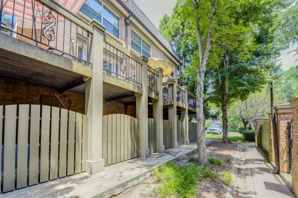 View of side of property