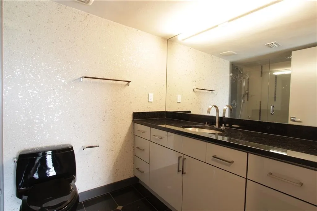 795 Hammond Drive Unit 806, Atlanta, Georgia 30328, 2 Bedrooms Bedrooms, ,1 BathroomBathrooms,Residential,Sold,795 Hammond Drive Unit 806,6749982