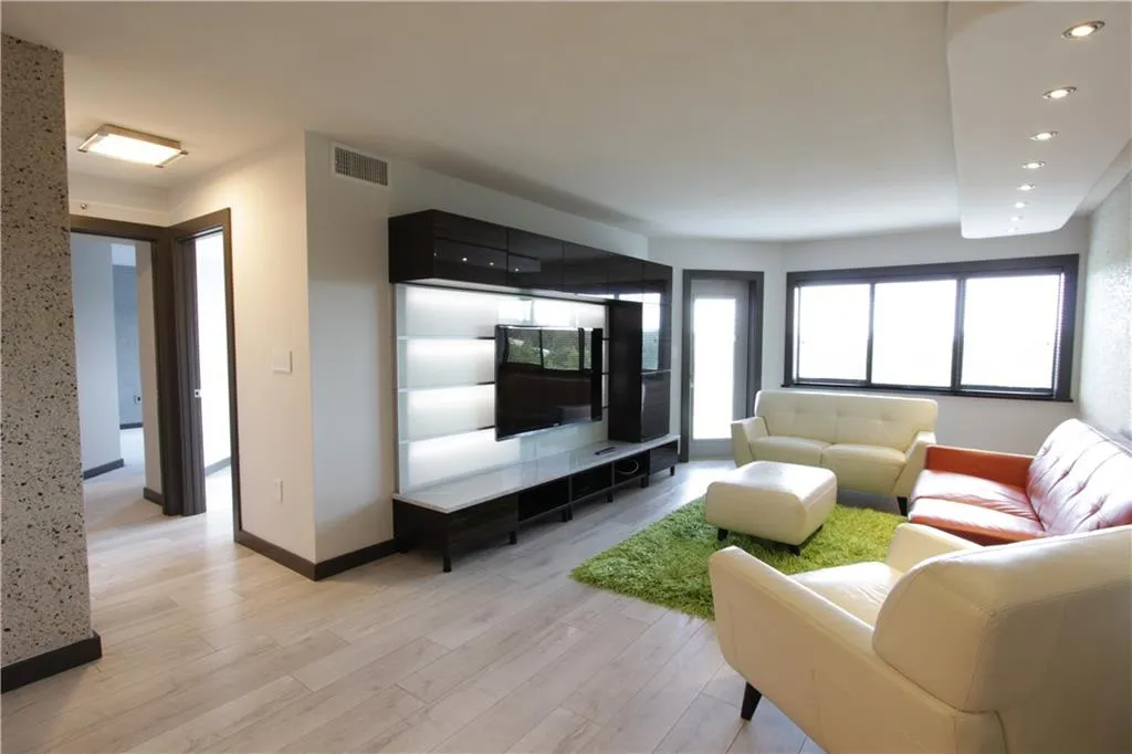795 Hammond Drive Unit 806, Atlanta, Georgia 30328, 2 Bedrooms Bedrooms, ,1 BathroomBathrooms,Residential,Sold,795 Hammond Drive Unit 806,6749982