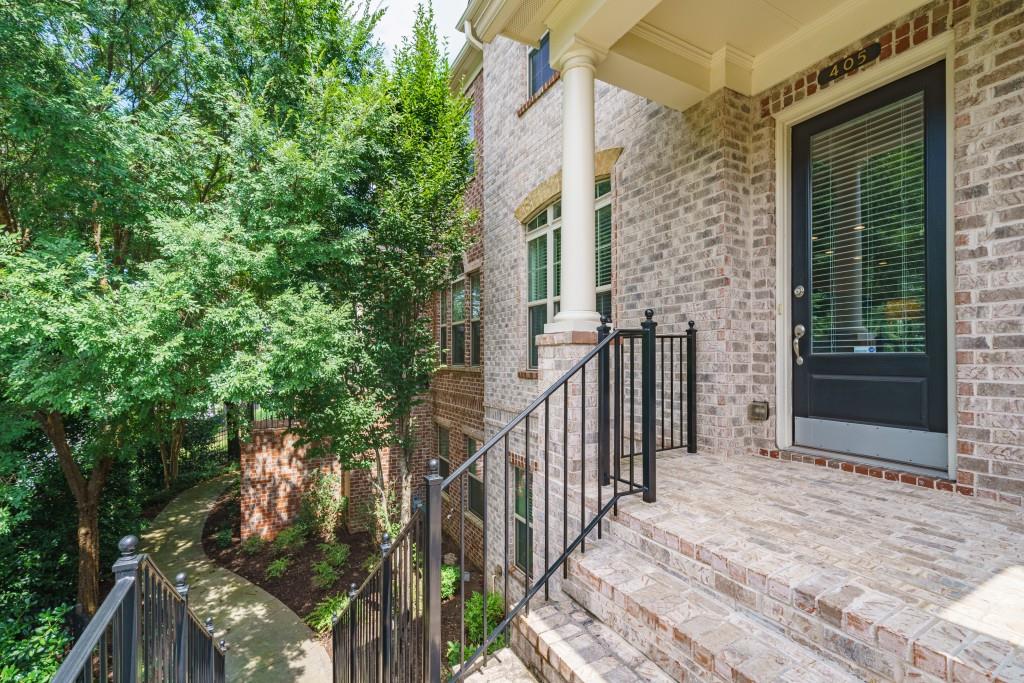 405 Alderwood Street, Sandy Springs, Georgia 30328, 3 Bedrooms Bedrooms, ,3 BathroomsBathrooms,Residential,Sold,405 Alderwood Street,7275747