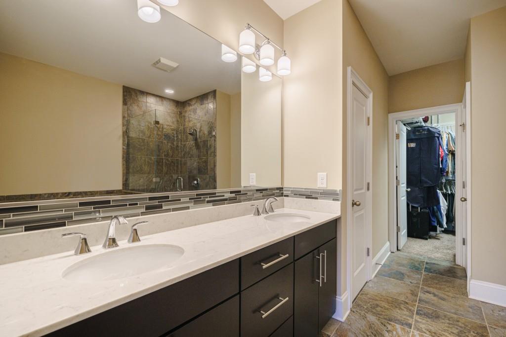 405 Alderwood Street, Sandy Springs, Georgia 30328, 3 Bedrooms Bedrooms, ,3 BathroomsBathrooms,Residential,Sold,405 Alderwood Street,7275747