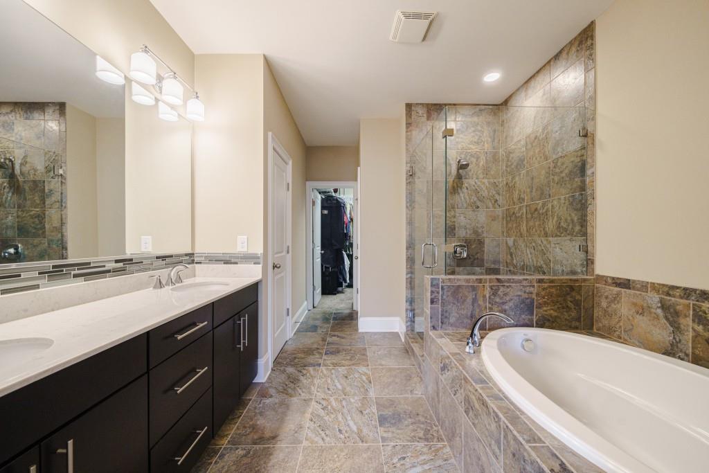 405 Alderwood Street, Sandy Springs, Georgia 30328, 3 Bedrooms Bedrooms, ,3 BathroomsBathrooms,Residential,Sold,405 Alderwood Street,7275747