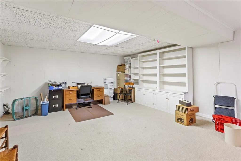 140 Forrest Lake Drive Nw, Sandy Springs, Georgia 30327, 5 Bedrooms Bedrooms, ,3 BathroomsBathrooms,Residential,Sold,140 Forrest Lake Drive Nw,6999966