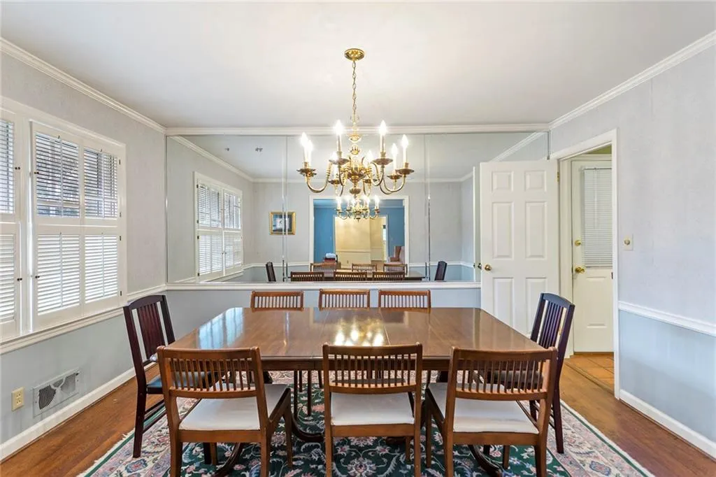 140 Forrest Lake Drive Nw, Sandy Springs, Georgia 30327, 5 Bedrooms Bedrooms, ,3 BathroomsBathrooms,Residential,Sold,140 Forrest Lake Drive Nw,6999966