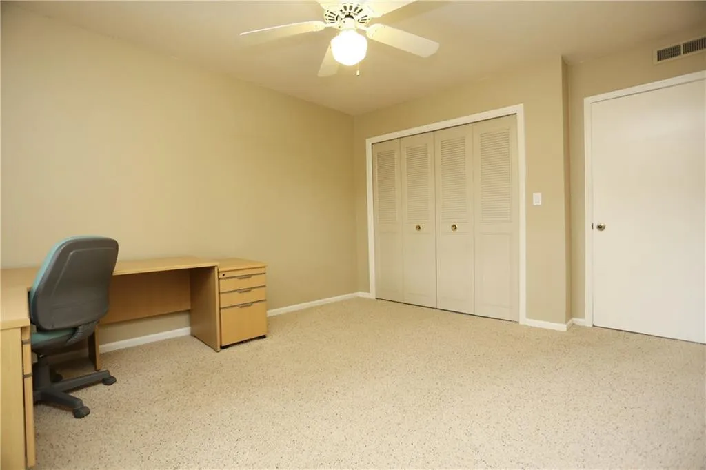 6851 Roswell Road Ne Unit Q17, Atlanta, Georgia 30328, 3 Bedrooms Bedrooms, ,2 BathroomsBathrooms,Residential,Sold,6851 Roswell Road Ne Unit Q17,5725005