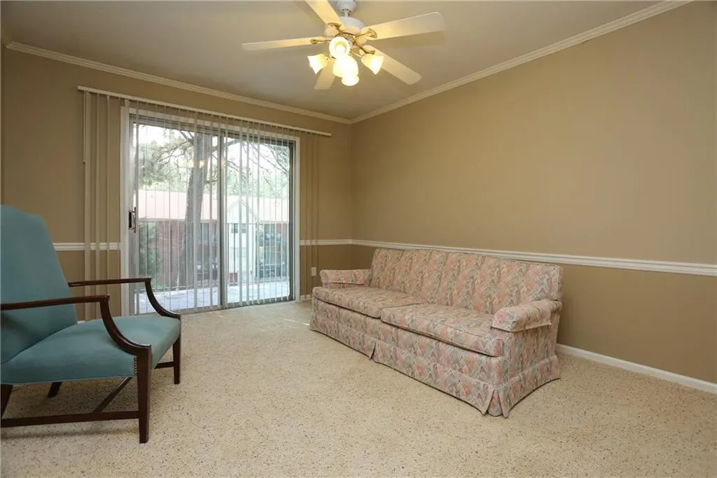 6851 Roswell Road Ne Unit Q17, Atlanta, Georgia 30328, 3 Bedrooms Bedrooms, ,2 BathroomsBathrooms,Residential,Sold,6851 Roswell Road Ne Unit Q17,5725005