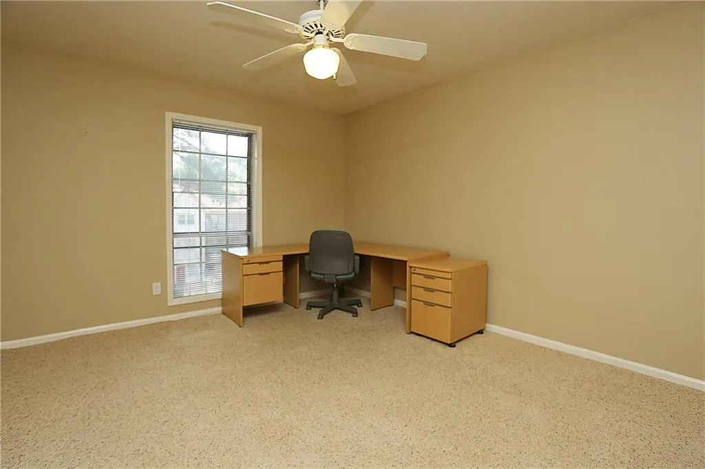 6851 Roswell Road Ne Unit Q17, Atlanta, Georgia 30328, 3 Bedrooms Bedrooms, ,2 BathroomsBathrooms,Residential,Sold,6851 Roswell Road Ne Unit Q17,5725005