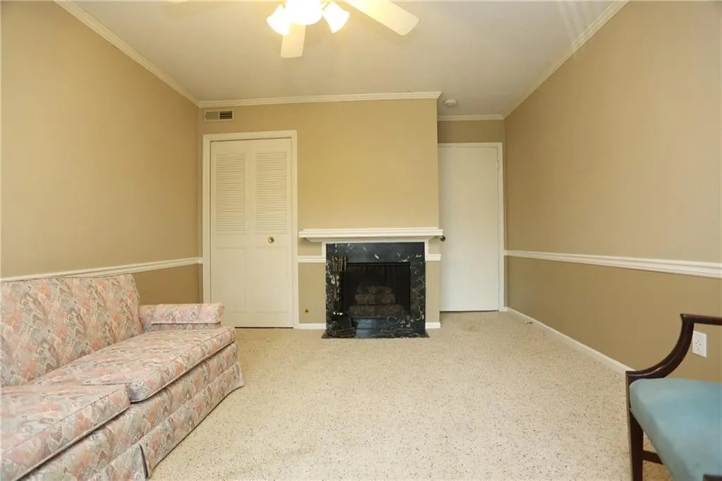 6851 Roswell Road Ne Unit Q17, Atlanta, Georgia 30328, 3 Bedrooms Bedrooms, ,2 BathroomsBathrooms,Residential,Sold,6851 Roswell Road Ne Unit Q17,5725005