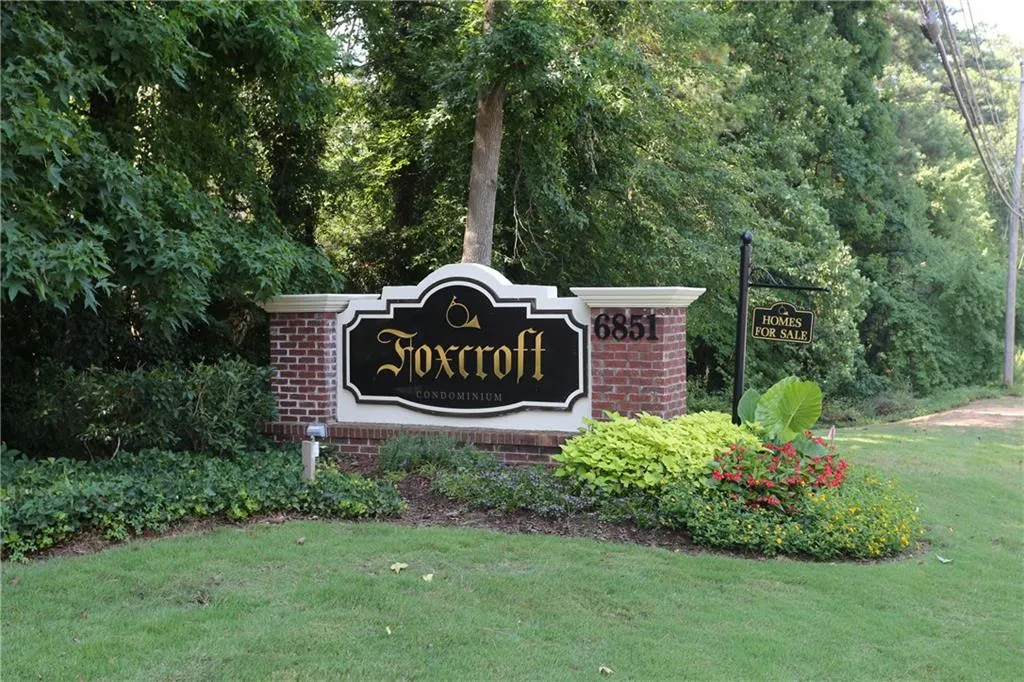 6851 Roswell Road Ne Unit Q17, Atlanta, Georgia 30328, 3 Bedrooms Bedrooms, ,2 BathroomsBathrooms,Residential,Sold,6851 Roswell Road Ne Unit Q17,5725005