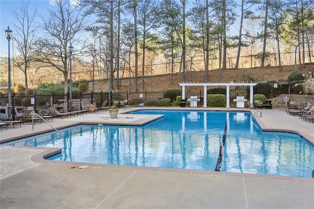 799 Hammond Drive Unit 305, Sandy Springs, Georgia 30328, 1 Bedroom Bedrooms, ,1 BathroomBathrooms,Residential,Sold,799 Hammond Drive Unit 305,5792067