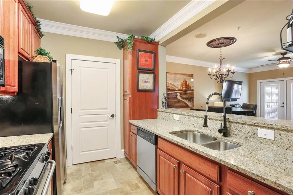 799 Hammond Drive Unit 305, Sandy Springs, Georgia 30328, 1 Bedroom Bedrooms, ,1 BathroomBathrooms,Residential,Sold,799 Hammond Drive Unit 305,5792067