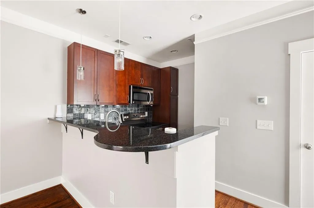 open concept living / Kitchen