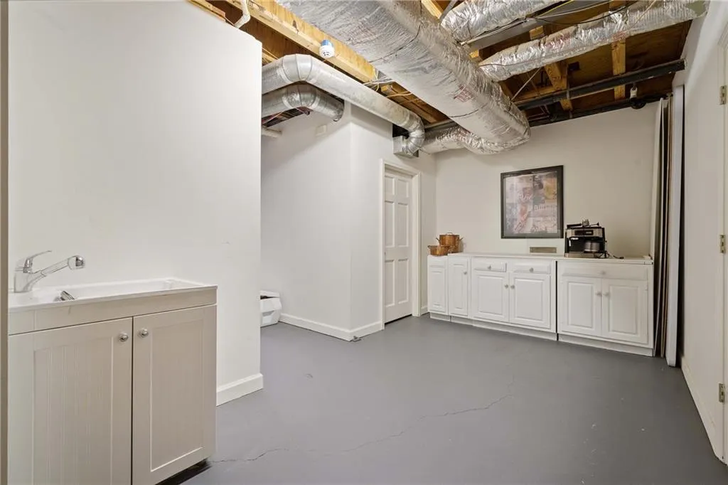 2525 Peachtree Road Ne Unit 25, Atlanta, Georgia 30305, 3 Bedrooms Bedrooms, ,4 BathroomsBathrooms,Residential,For Sale,2525 Peachtree Road Ne Unit 25,7634711