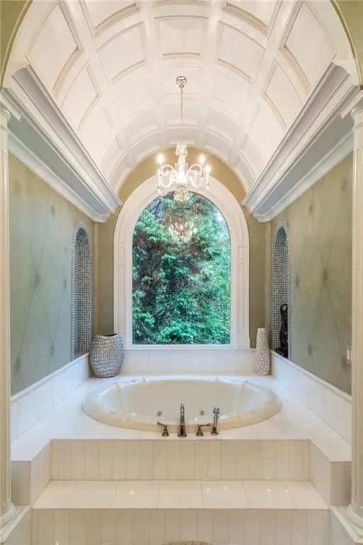 4870 Northside Drive, Atlanta, Georgia 30327, 7 Bedrooms Bedrooms, ,8 BathroomsBathrooms,Residential,Sold,4870 Northside Drive,6698946
