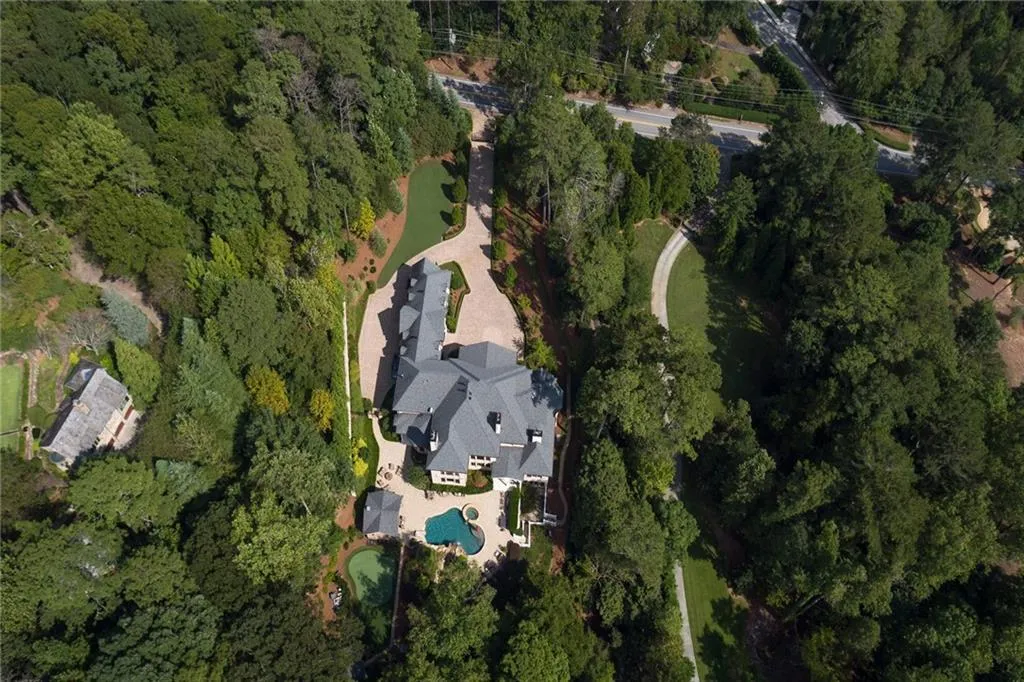 4870 Northside Drive, Atlanta, Georgia 30327, 7 Bedrooms Bedrooms, ,8 BathroomsBathrooms,Residential,Sold,4870 Northside Drive,6698946