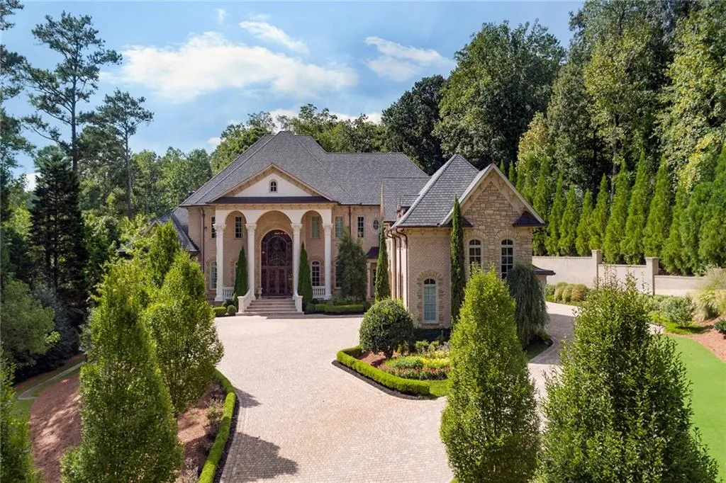 4870 Northside Drive, Atlanta, Georgia 30327, 7 Bedrooms Bedrooms, ,8 BathroomsBathrooms,Residential,Sold,4870 Northside Drive,6698946