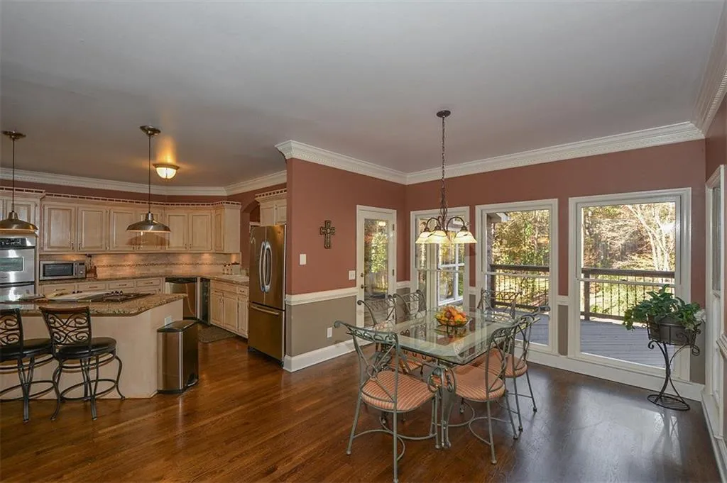 180 Wing Mill Road, Sandy Springs, Georgia 30350, 5 Bedrooms Bedrooms, ,4 BathroomsBathrooms,Residential,Sold,180 Wing Mill Road,5620928
