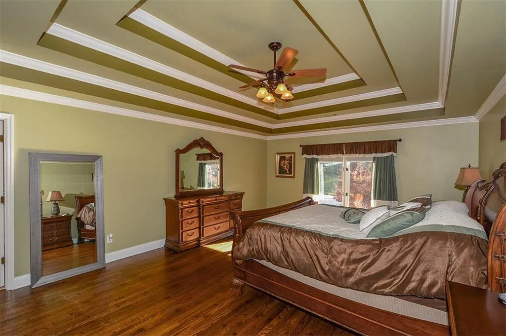 180 Wing Mill Road, Sandy Springs, Georgia 30350, 5 Bedrooms Bedrooms, ,4 BathroomsBathrooms,Residential,Sold,180 Wing Mill Road,5620928