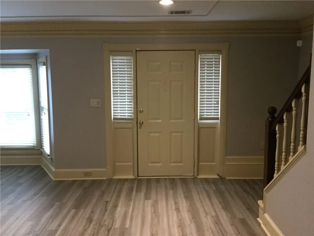 740 Towergate Place, Sandy Springs, Georgia 30350, 3 Bedrooms Bedrooms, ,2 BathroomsBathrooms,Residential,Sold,740 Towergate Place,6696942