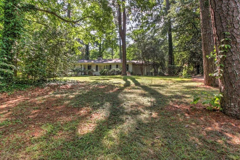 4890 Lake Forrest Drive, Atlanta, Georgia 30342, ,Land,Sold,4890 Lake Forrest Drive,6034631