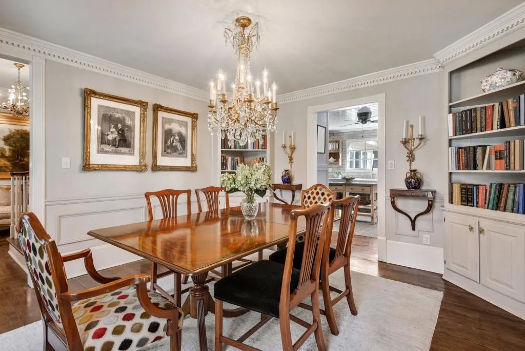 8265 Hewlett Road, Sandy Springs, Georgia 30350, 5 Bedrooms Bedrooms, ,4 BathroomsBathrooms,Residential,Sold,8265 Hewlett Road,6996255