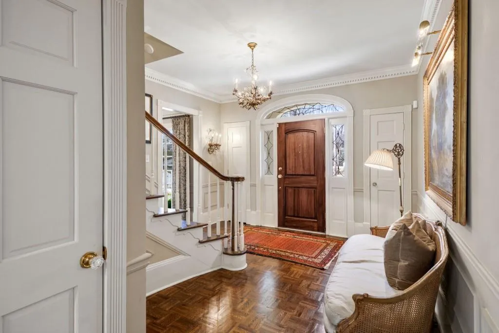 8265 Hewlett Road, Sandy Springs, Georgia 30350, 5 Bedrooms Bedrooms, ,4 BathroomsBathrooms,Residential,Sold,8265 Hewlett Road,6996255