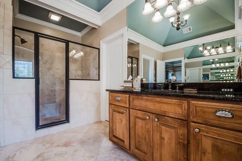 530 Glengate Cove, Sandy Springs, Georgia 30328, 5 Bedrooms Bedrooms, ,4 BathroomsBathrooms,Residential,Sold,530 Glengate Cove,5864075