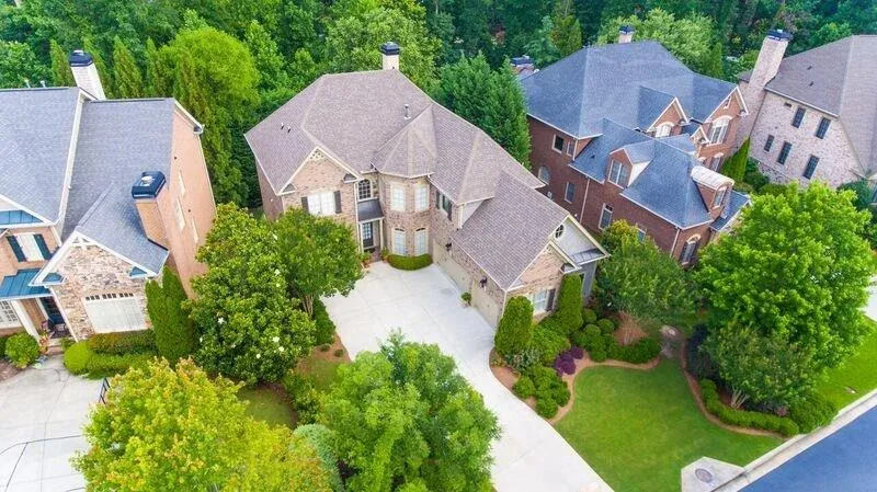 530 Glengate Cove, Sandy Springs, Georgia 30328, 5 Bedrooms Bedrooms, ,4 BathroomsBathrooms,Residential,Sold,530 Glengate Cove,5864075