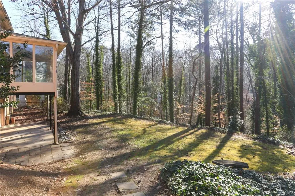 980 Winding Creek Trail, Sandy Springs, Georgia 30328, 5 Bedrooms Bedrooms, ,4 BathroomsBathrooms,Residential,Sold,980 Winding Creek Trail,6851071