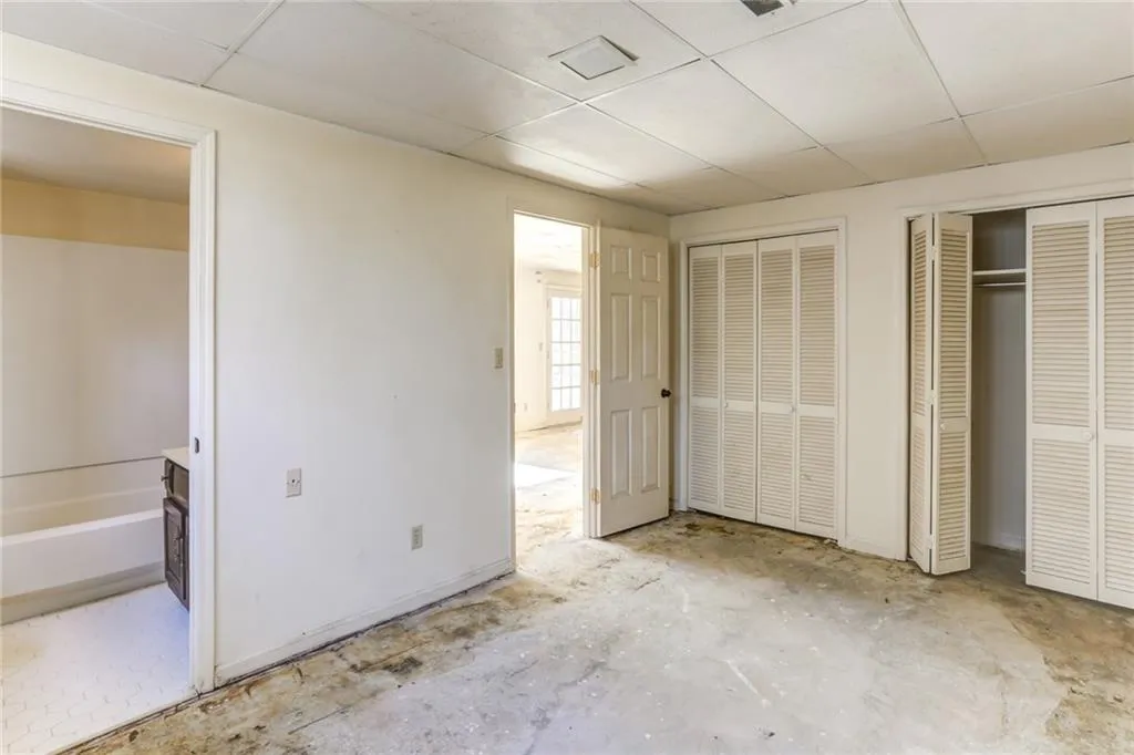 980 Winding Creek Trail, Sandy Springs, Georgia 30328, 5 Bedrooms Bedrooms, ,4 BathroomsBathrooms,Residential,Sold,980 Winding Creek Trail,6851071