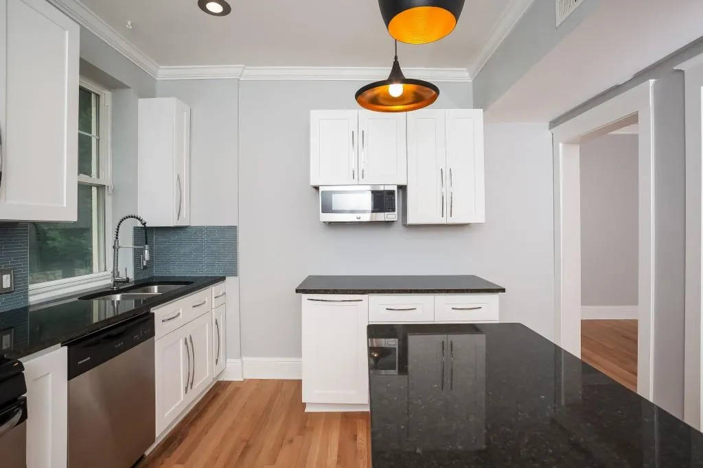 1230 Piedmont Avenue Ne Unit 103, Atlanta, Georgia 30309, 1 Bedroom Bedrooms, ,1 BathroomBathrooms,Residential,Sold,1230 Piedmont Avenue Ne Unit 103,5738522