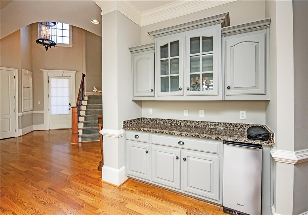 7926 Stratford Lane, Sandy Springs, Georgia 30350, 5 Bedrooms Bedrooms, ,6 BathroomsBathrooms,Residential,Sold,7926 Stratford Lane,7341310