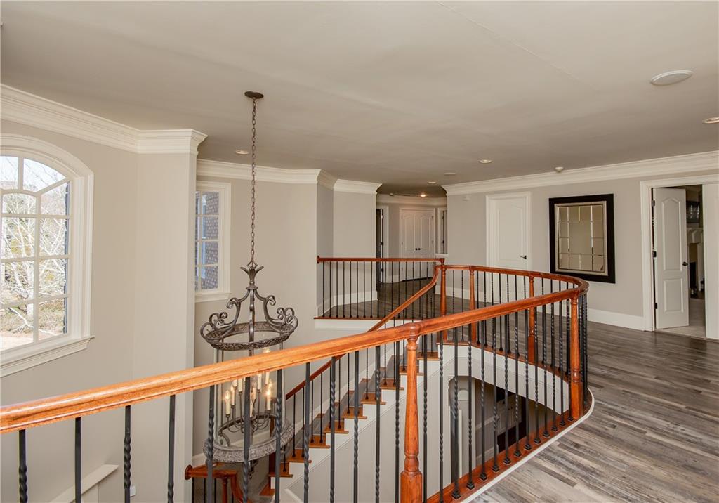 7926 Stratford Lane, Sandy Springs, Georgia 30350, 5 Bedrooms Bedrooms, ,6 BathroomsBathrooms,Residential,Sold,7926 Stratford Lane,7341310