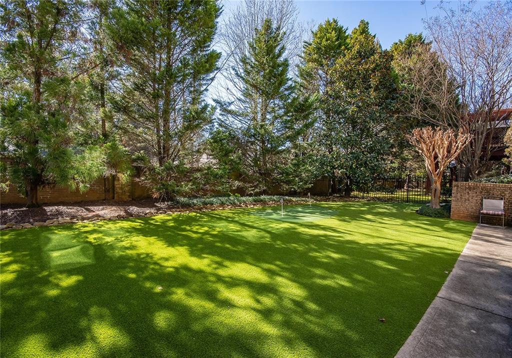 7926 Stratford Lane, Sandy Springs, Georgia 30350, 5 Bedrooms Bedrooms, ,6 BathroomsBathrooms,Residential,Sold,7926 Stratford Lane,7341310