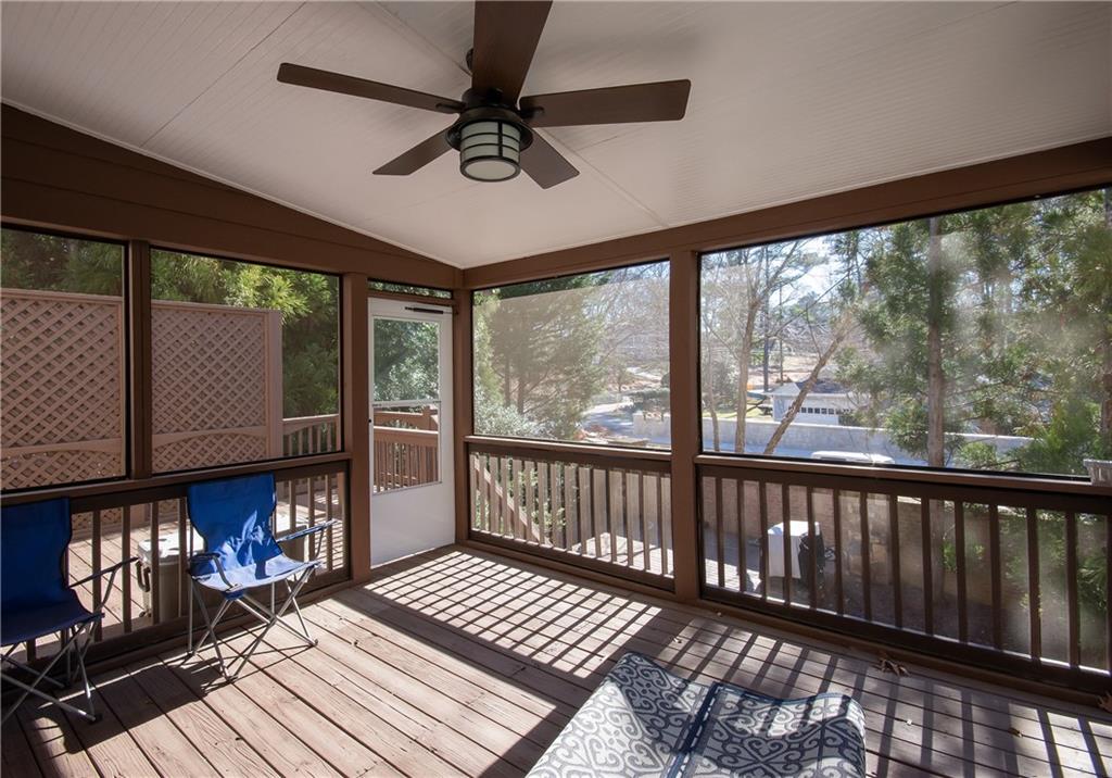 7926 Stratford Lane, Sandy Springs, Georgia 30350, 5 Bedrooms Bedrooms, ,6 BathroomsBathrooms,Residential,Sold,7926 Stratford Lane,7341310