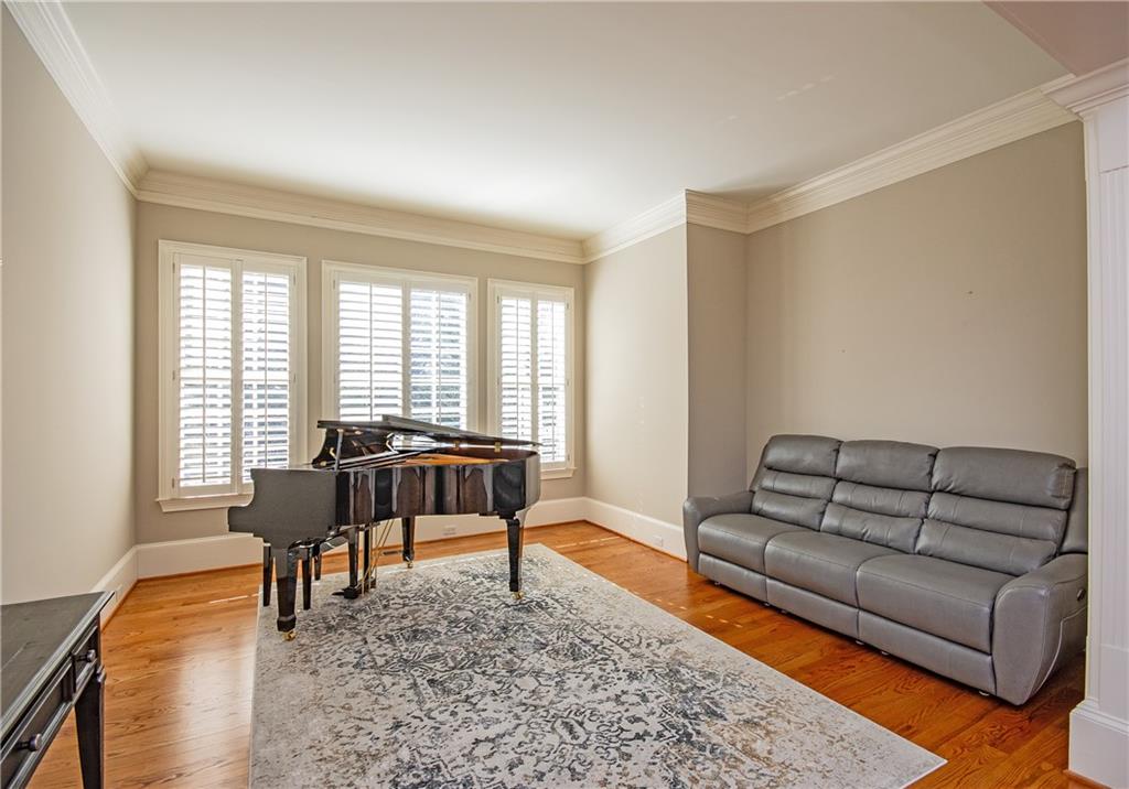 7926 Stratford Lane, Sandy Springs, Georgia 30350, 5 Bedrooms Bedrooms, ,6 BathroomsBathrooms,Residential,Sold,7926 Stratford Lane,7341310