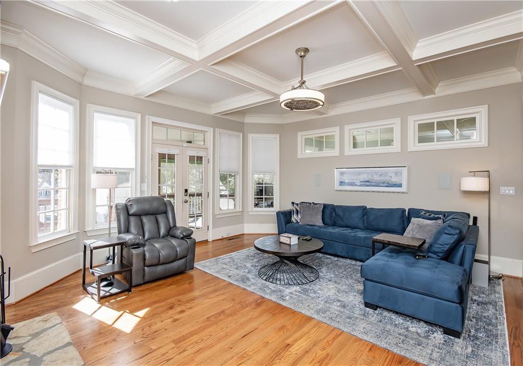 7926 Stratford Lane, Sandy Springs, Georgia 30350, 5 Bedrooms Bedrooms, ,6 BathroomsBathrooms,Residential,Sold,7926 Stratford Lane,7341310