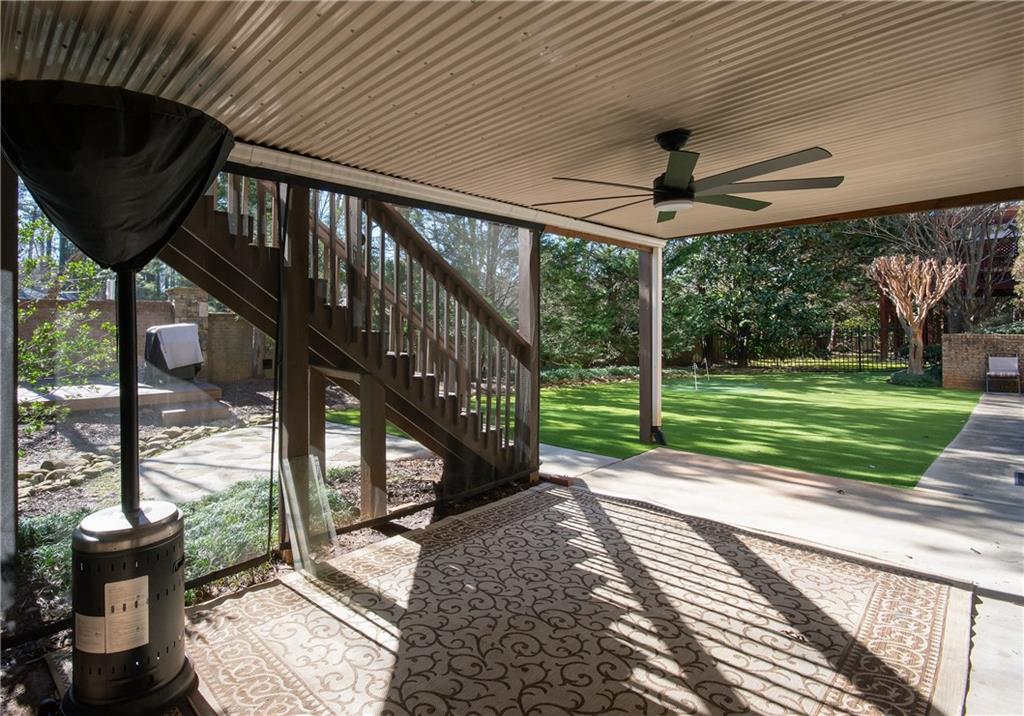 7926 Stratford Lane, Sandy Springs, Georgia 30350, 5 Bedrooms Bedrooms, ,6 BathroomsBathrooms,Residential,Sold,7926 Stratford Lane,7341310