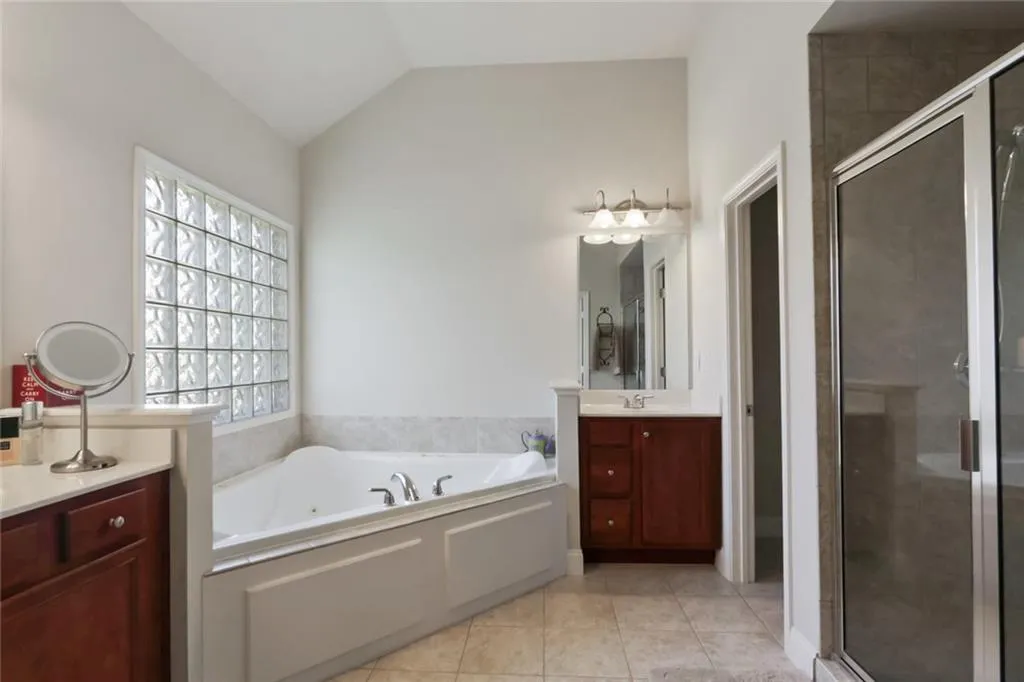 5561 Julian Place, Atlanta, Georgia 30342, 4 Bedrooms Bedrooms, ,3 BathroomsBathrooms,Residential,Sold,5561 Julian Place,6864622