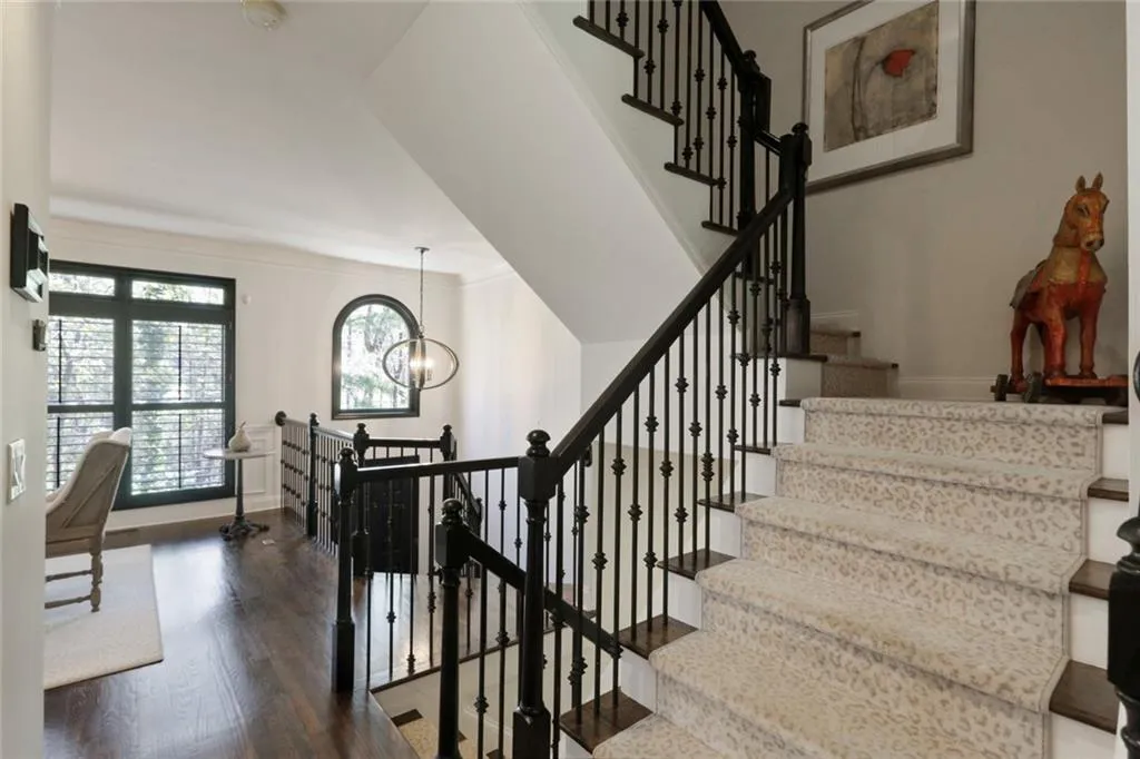 5561 Julian Place, Atlanta, Georgia 30342, 4 Bedrooms Bedrooms, ,3 BathroomsBathrooms,Residential,Sold,5561 Julian Place,6864622