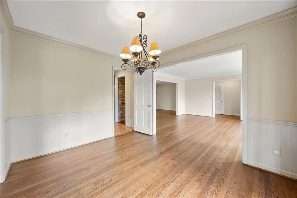 Atlanta, Georgia 30328, 4 Bedrooms Bedrooms, ,2 BathroomsBathrooms,Residential,Sold,7518473