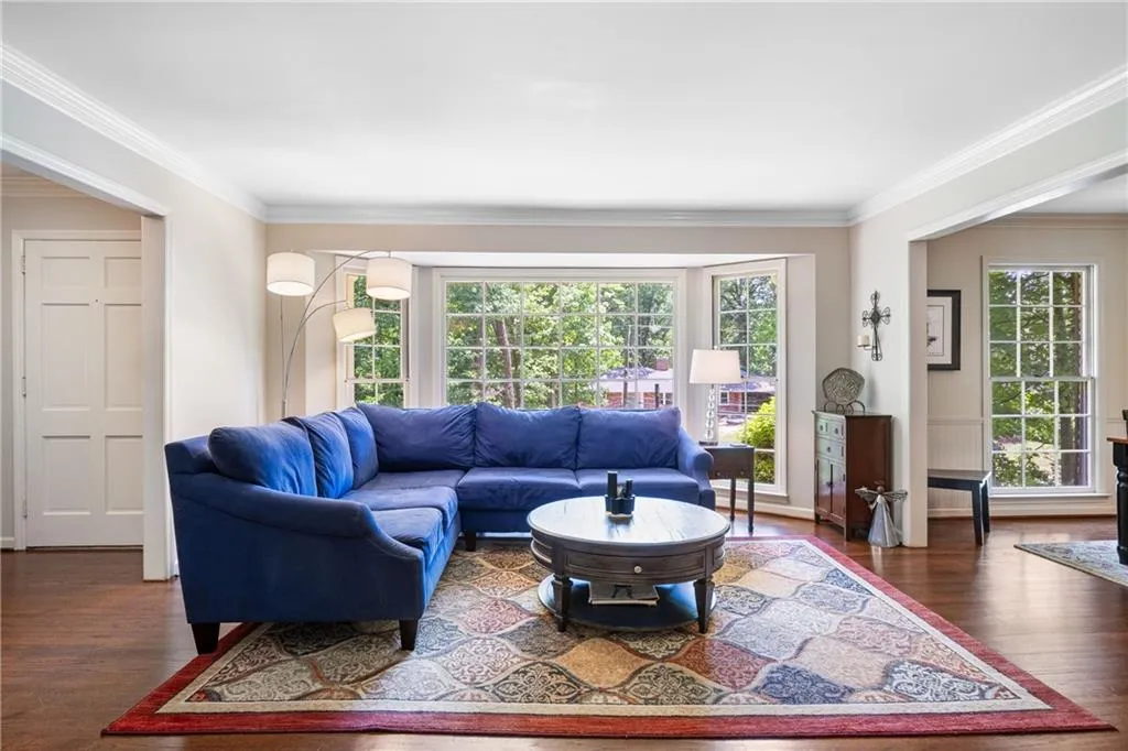 Atlanta, Georgia 30328, 4 Bedrooms Bedrooms, ,2 BathroomsBathrooms,Residential,Sold,7518473