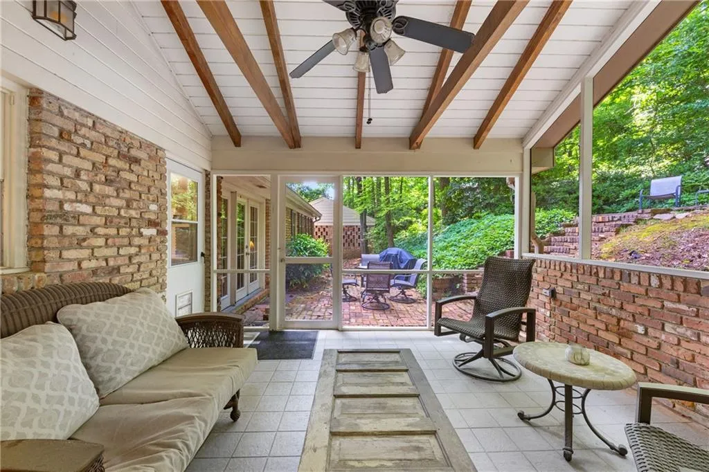 Atlanta, Georgia 30328, 4 Bedrooms Bedrooms, ,2 BathroomsBathrooms,Residential,Sold,7518473
