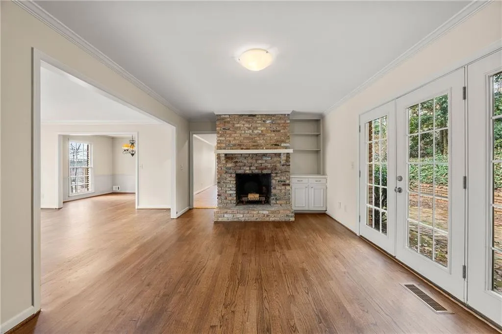 Atlanta, Georgia 30328, 4 Bedrooms Bedrooms, ,2 BathroomsBathrooms,Residential,Sold,7518473