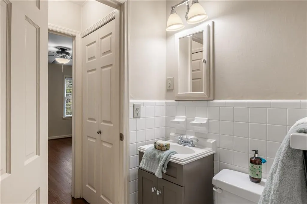 Atlanta, Georgia 30328, 4 Bedrooms Bedrooms, ,2 BathroomsBathrooms,Residential,Sold,7518473