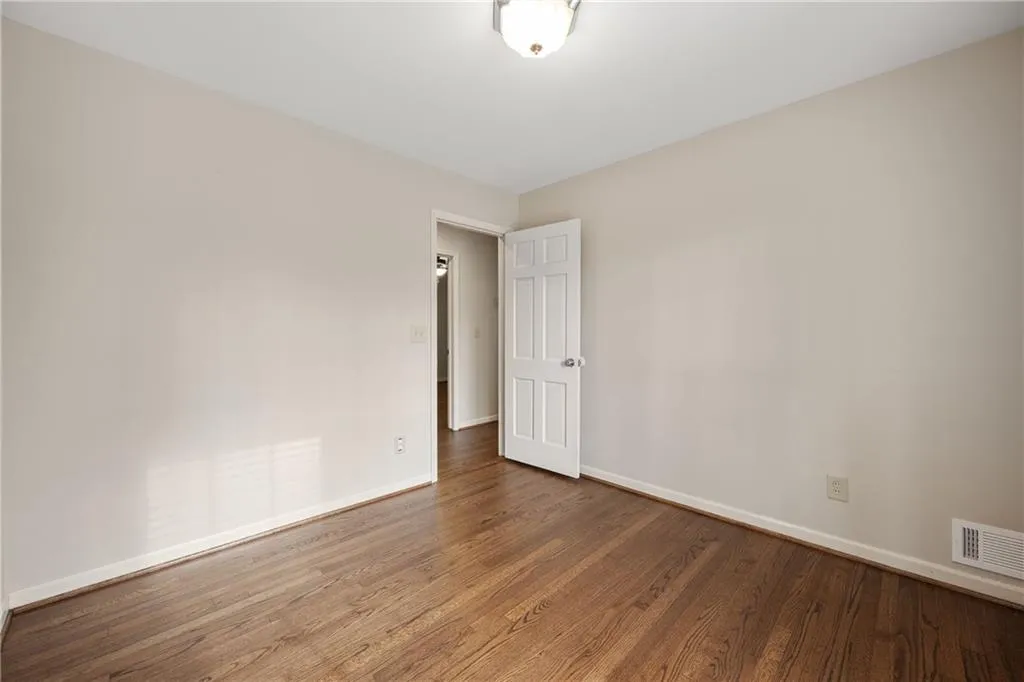 Atlanta, Georgia 30328, 4 Bedrooms Bedrooms, ,2 BathroomsBathrooms,Residential,Sold,7518473
