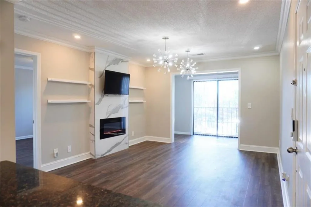 2657 Lenox Road Unit # 30-1, Atlanta, Georgia 30324, 1 Bedroom Bedrooms, ,1 BathroomBathrooms,Residential,For Sale,2657 Lenox Road Unit # 30-1,7668043