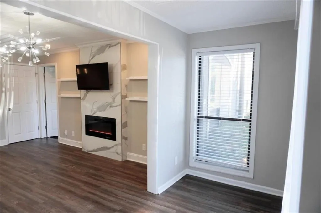 2657 Lenox Road Unit # 30-1, Atlanta, Georgia 30324, 1 Bedroom Bedrooms, ,1 BathroomBathrooms,Residential,For Sale,2657 Lenox Road Unit # 30-1,7668043